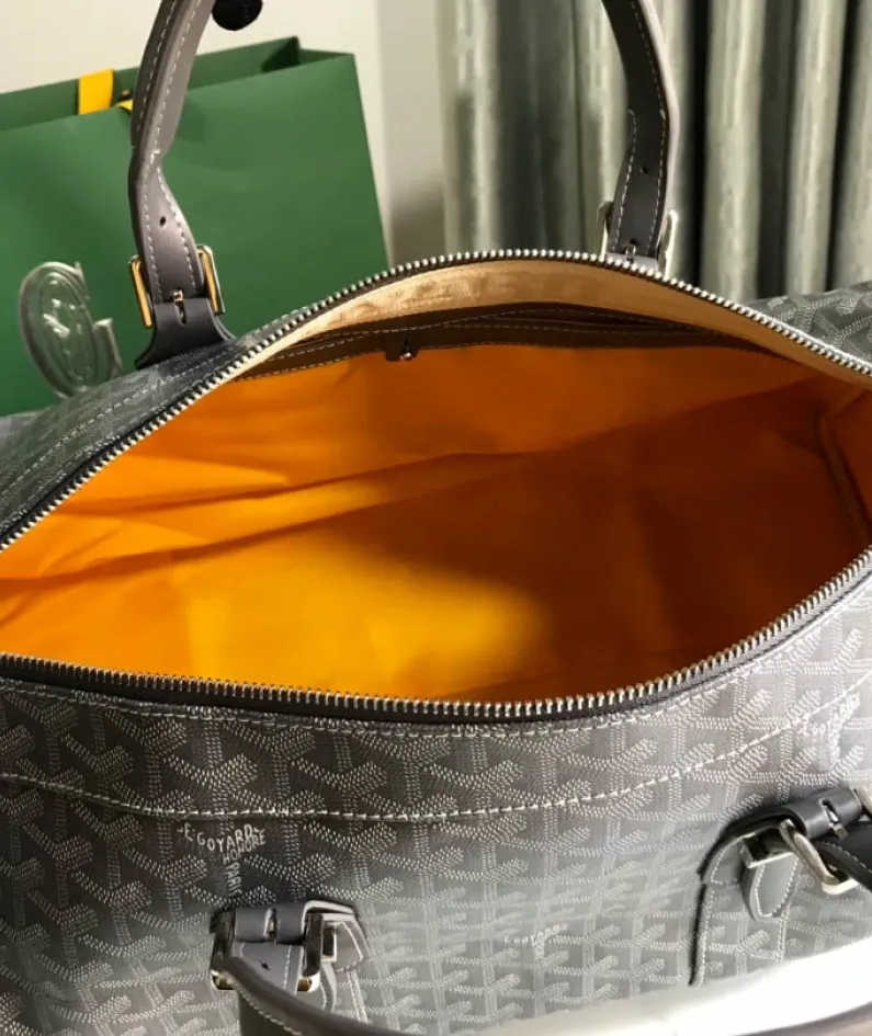 Goya Travel Bag Size: 48*23*24cm