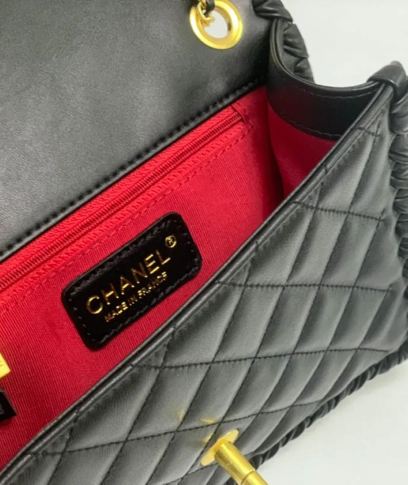 Lambskin Size: 24cm
