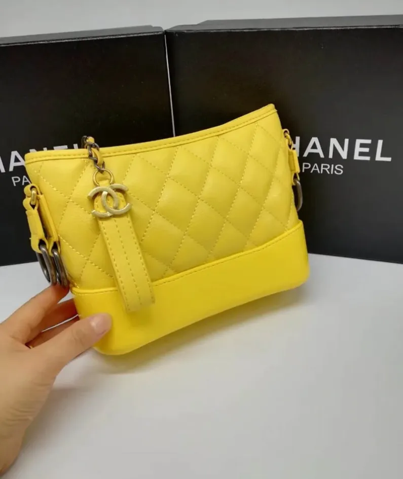 Chanel Size: 20.16.8