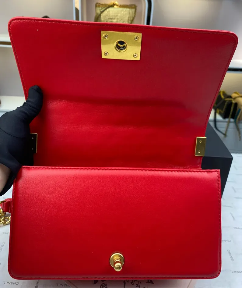 Gilt Buckle Series Style: 67086 Size: W25*H14-16*D7.5