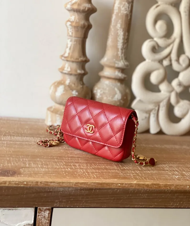 Chanel size: 12.5cm, style: 81228 red