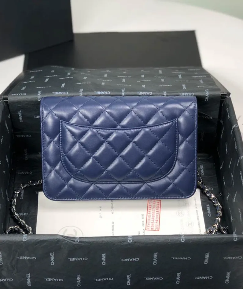Lambskin Shoulder Chain Bag Style Number: 33814