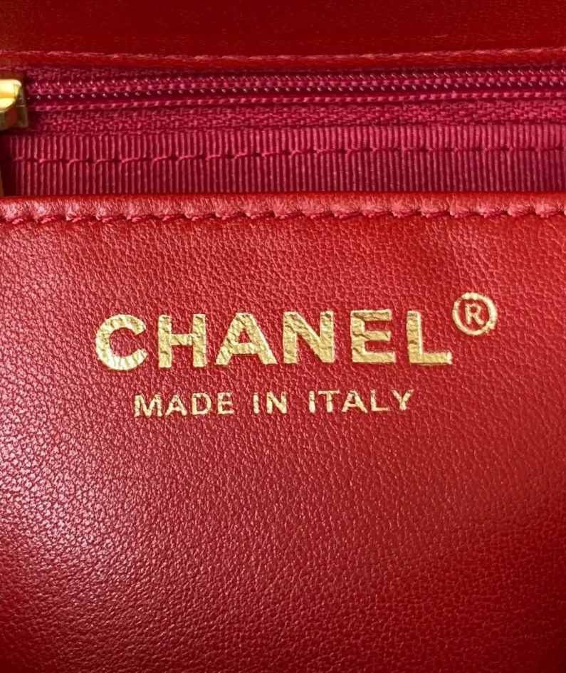 Lambskin Size: 14*22*8cm
