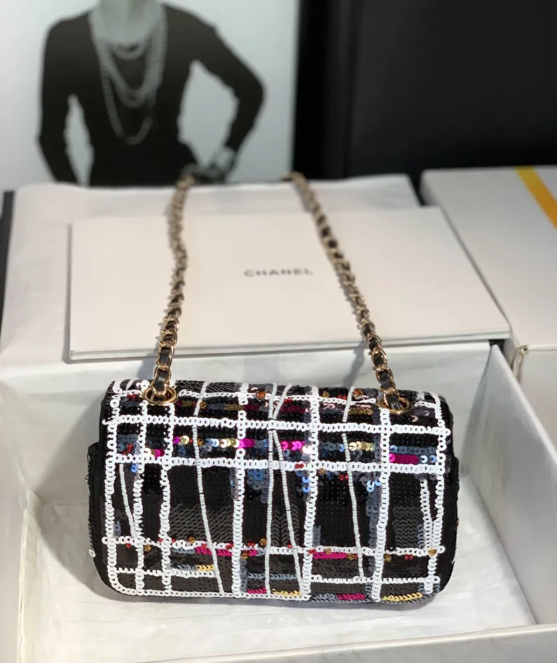 Crossbody Bag Size: 19 Cm