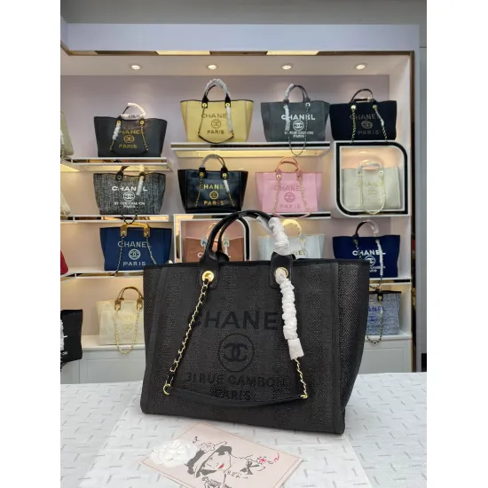 Chanel Women's Shoulder Bag Model: 8819 Size: 48*38*30*14