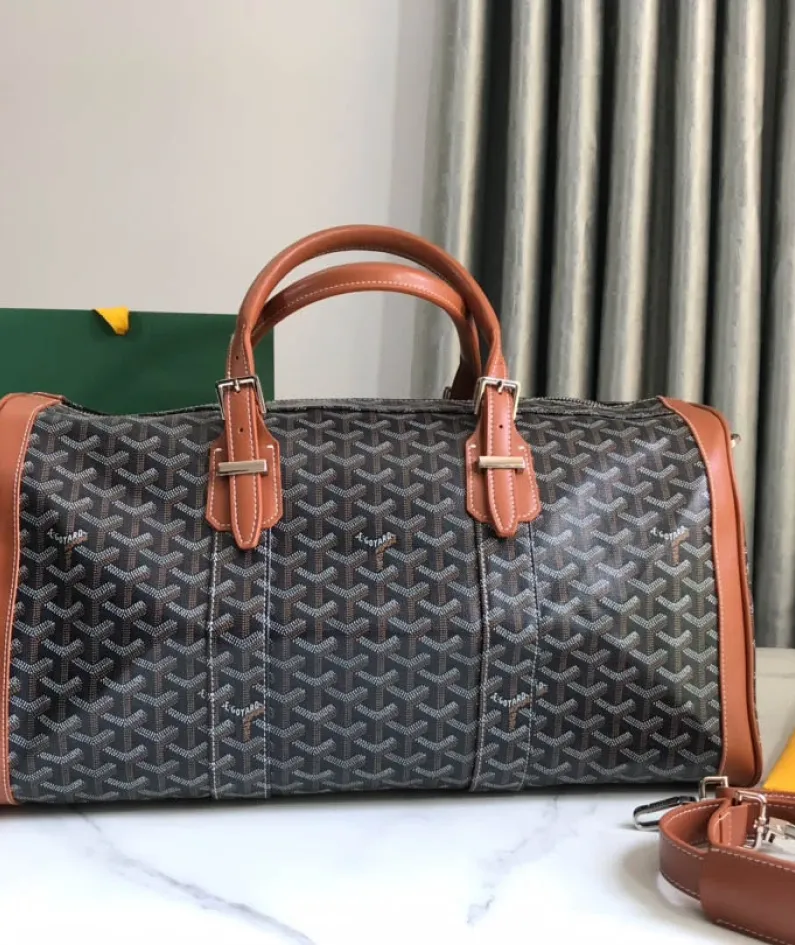Goya Travel Bag Size: 48*23*24cm