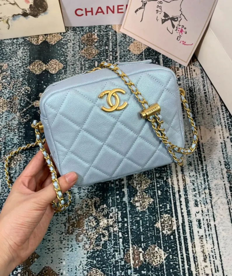 Chane•l Model: AS2856 Size: 18x14x7cm