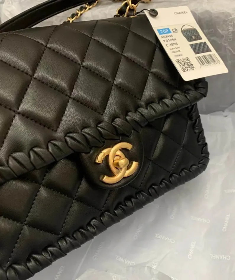 Chanel Tofu Bun Size: 22cm Style: AS2496