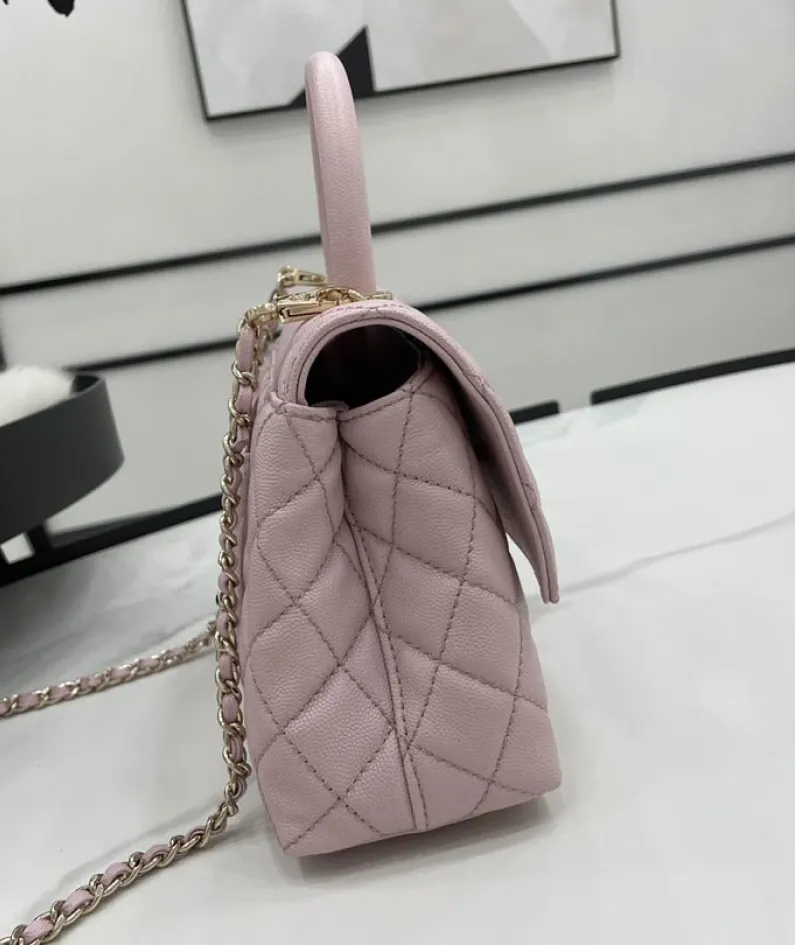 Chanel Size: 19cm/23cm/28cm Model Number: AS2215/92990/92991