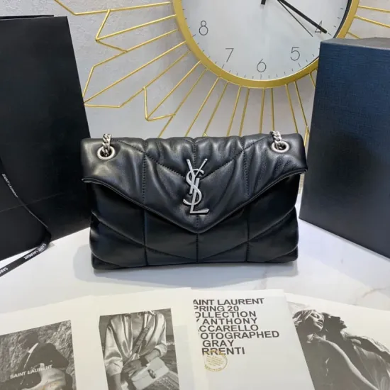 Lambskin bag Size:29x17x11cm Model:577476