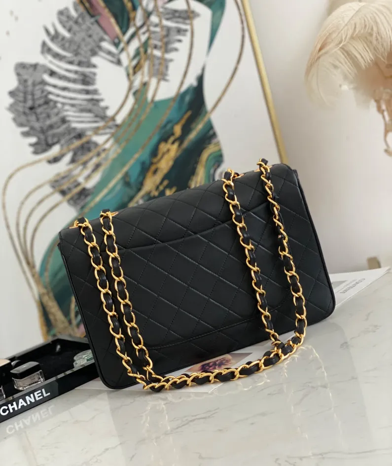 Chanel One Shoulder Crossbody Bag Size: L30.21.8cm