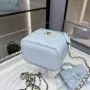 Hand Cosmetic Bag Model: AP2198 Size: 11*8.5*7cm