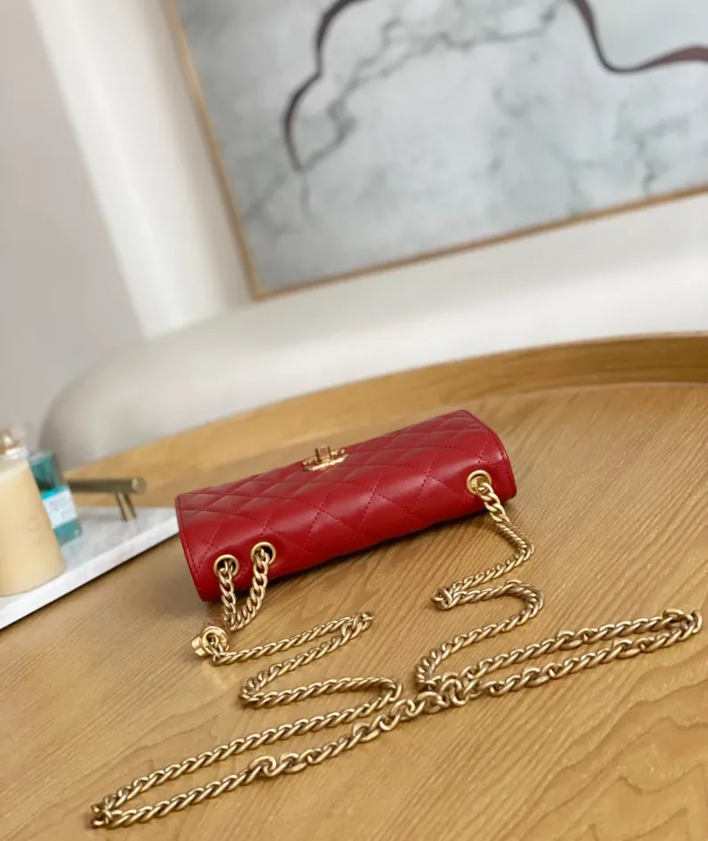 Chanel Stewardess Bag Model: 81225 Size: 19cm