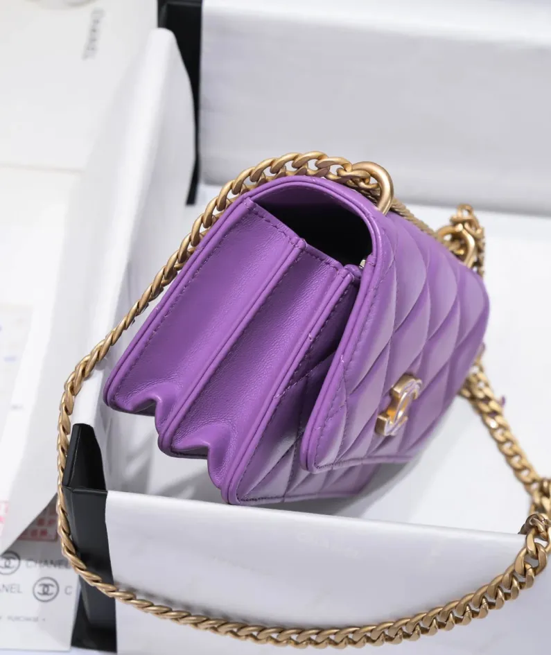 Lambskin Clutch Dimensions: 11x15.5x4.5cm