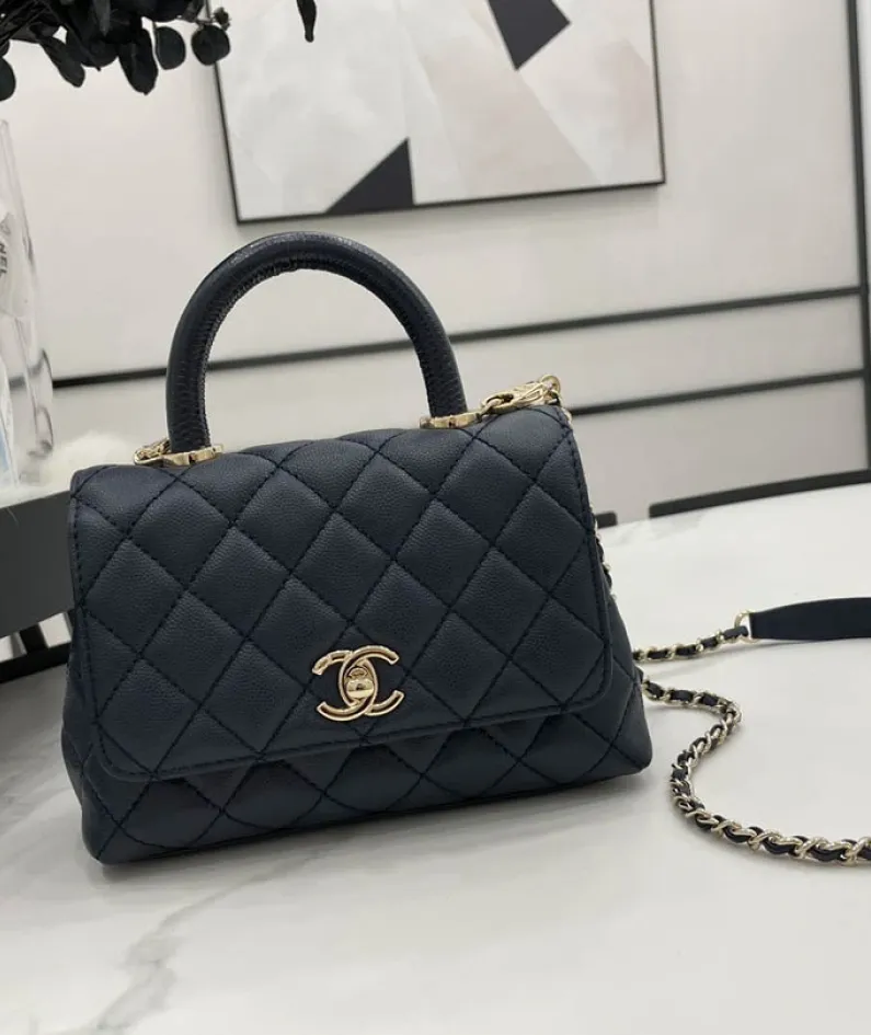 Chanel Size: 19cm/23cm/28cm Model Number: AS2215/92990/92991