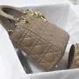 Size: 20x16.5x 8cm