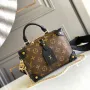 Size: 20 x 14 x 7.5 cm
