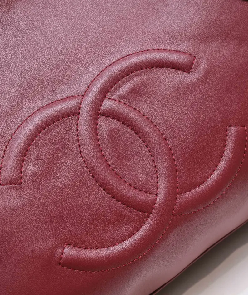 Chanel Style: 9068 Size: 42x29cm