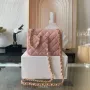 Light Silver Metal Bag Size: 17cm Ident No.: 01115