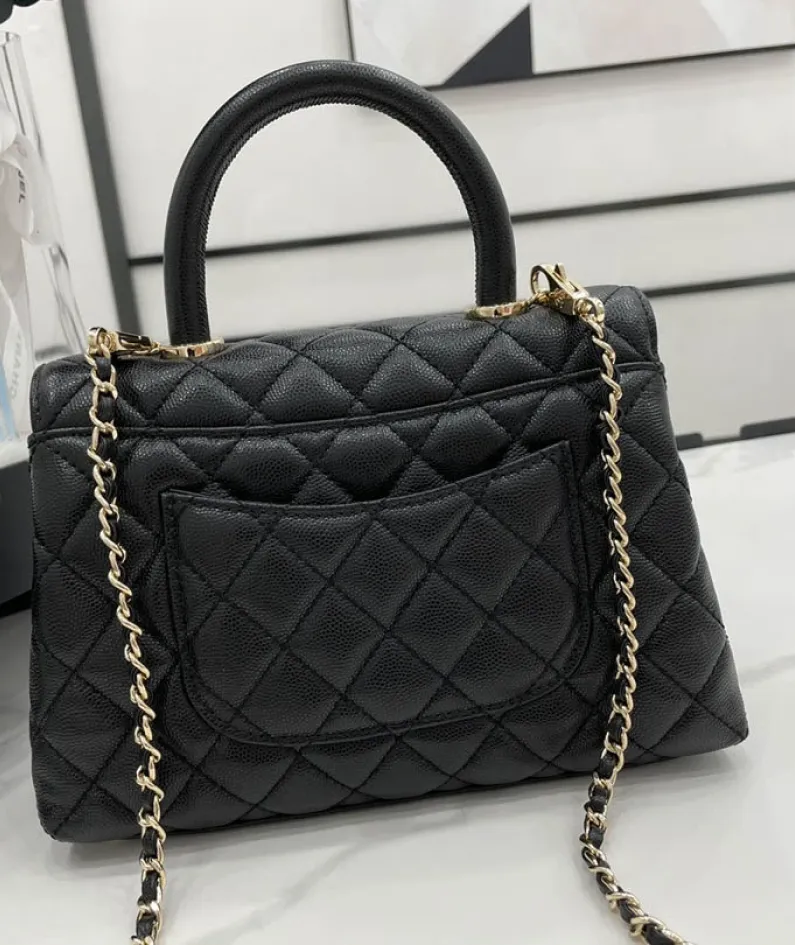 Chanel Size: 19cm*23cm*28cm Model: AS2215/92990/92991