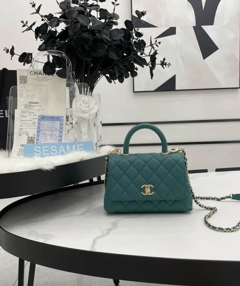 Chanel Size: 19cm/23cm/28cm Model Number: AS2215/92990/92991