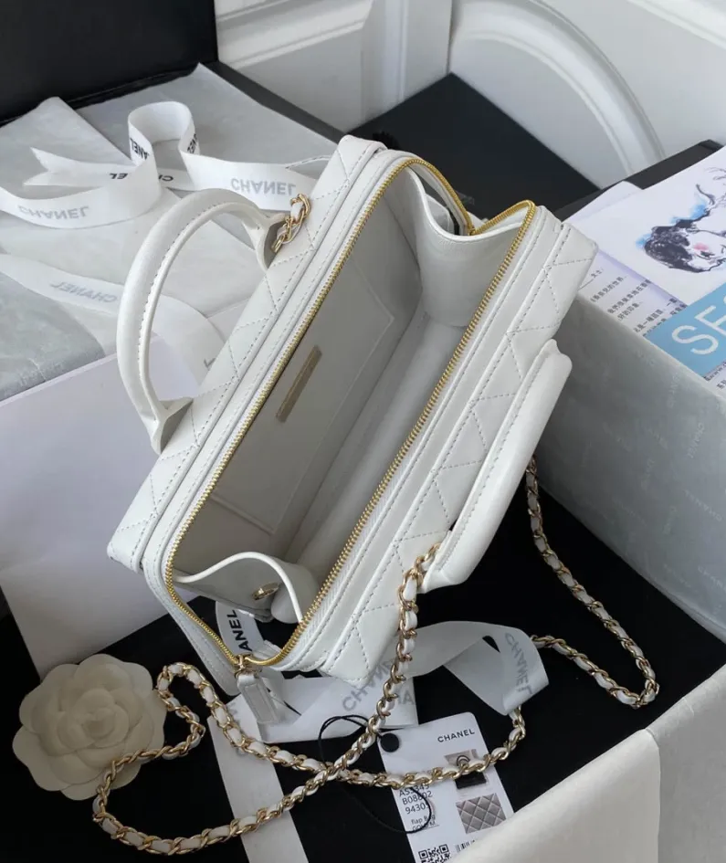 Cosmetic box bag full of retro feel Size: 1520.510.5