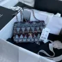 Chanel size: 15x22x7cm