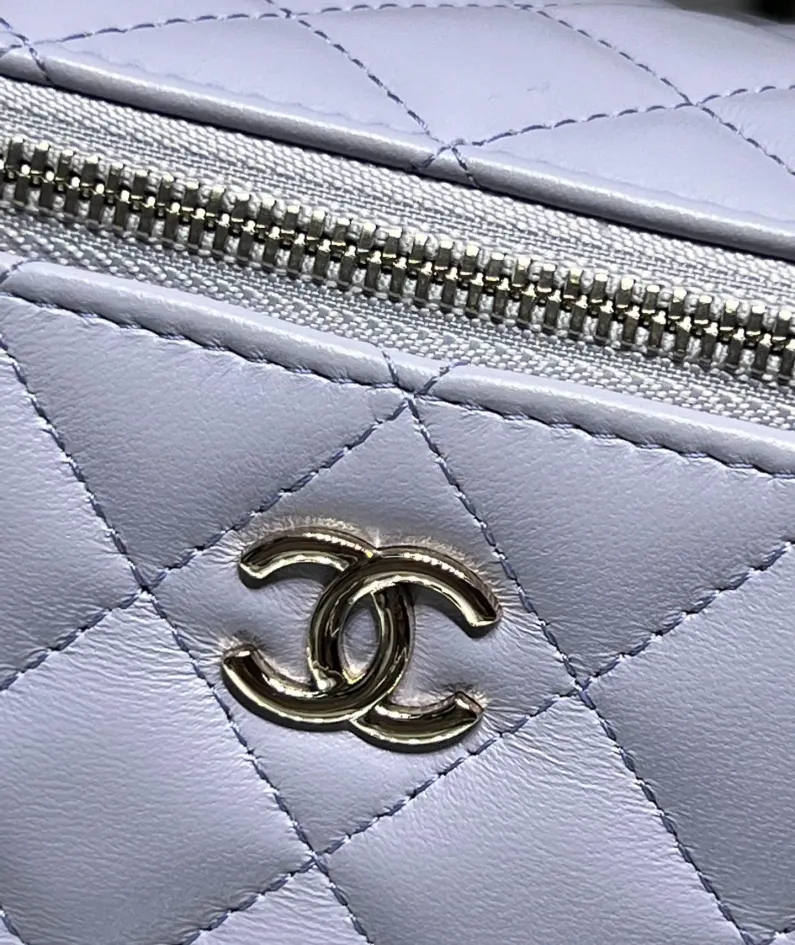 Hand Cosmetic Bag Model: AP2198 Size: 11*8.5*7cm