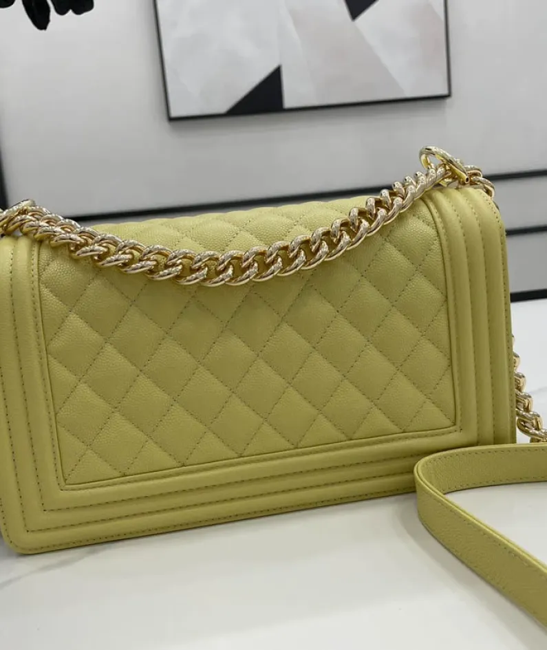 Diamond ball calfskin Size: 25cm