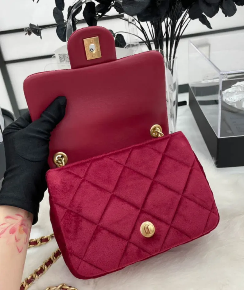Chanel Size: 20cm Model: AS3