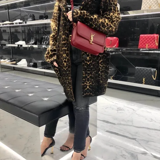 Backpack Model: 667490 Size: 15*36*14.5cm