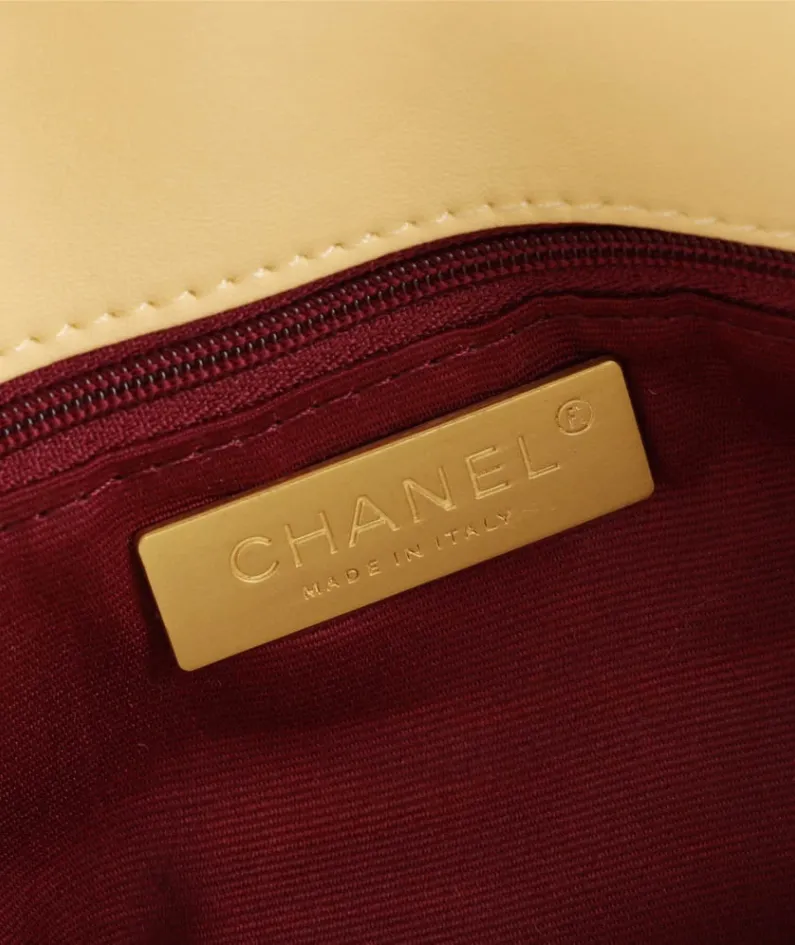 Chanel Size: 26*16*10cm Style: 6015