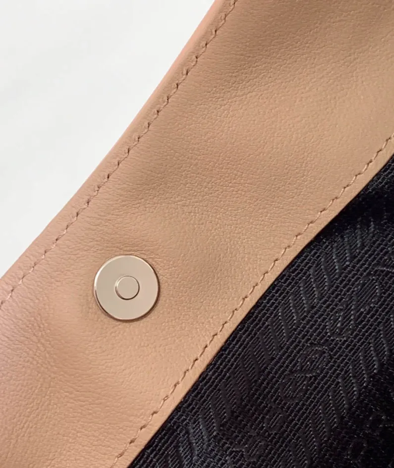 Prada Underarm Bag Size: 27x21.5cm 1BC499