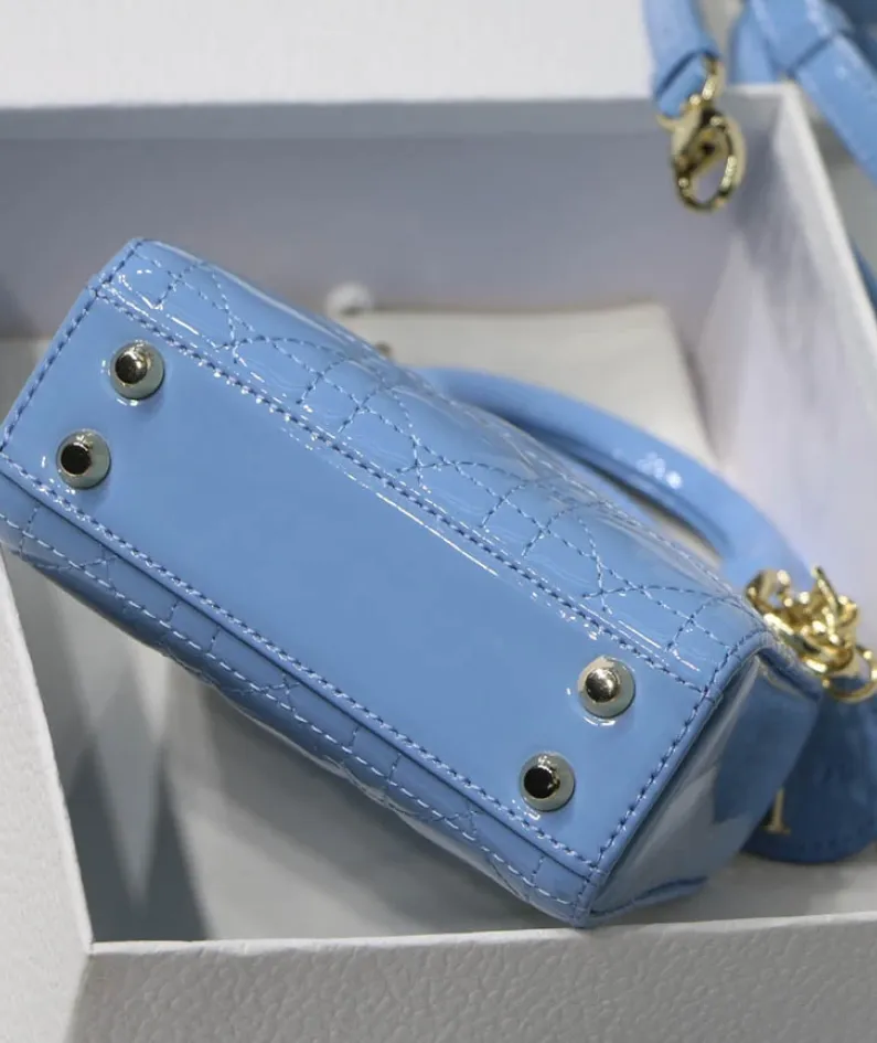 Size: 12*10*5cm