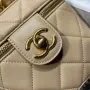 CHANEL Portable ️Crossbody Model: 2020SS ️Size: 16.5*16.5*15