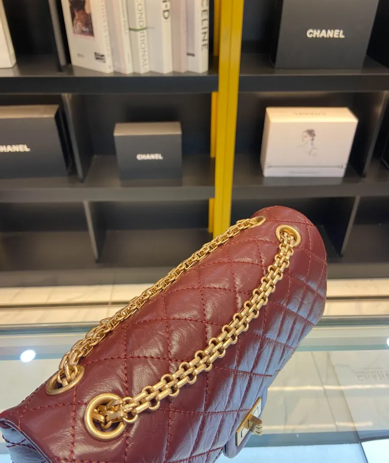 CHANEL Size: 24cm Ident No.: 037586