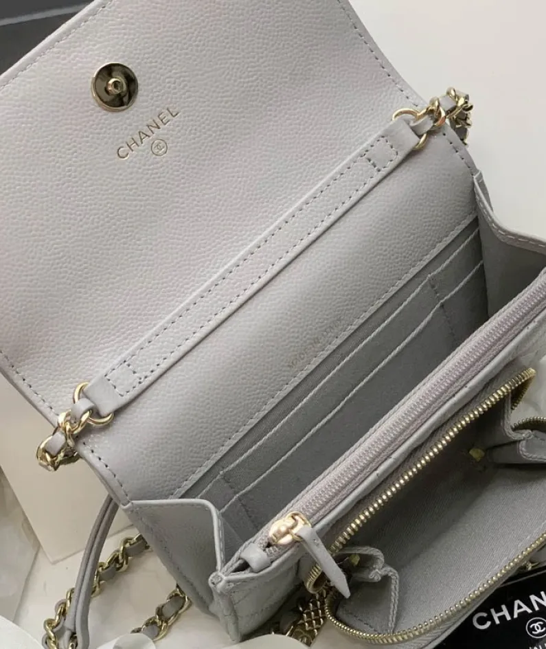 Classic and stylish Size: 10.5*15*5*cm Ident No.: 99190