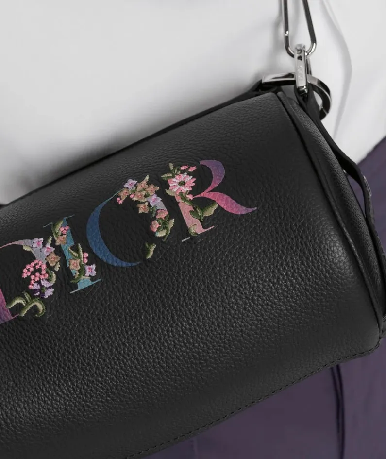 Size: 17x11.5x11.5 cm