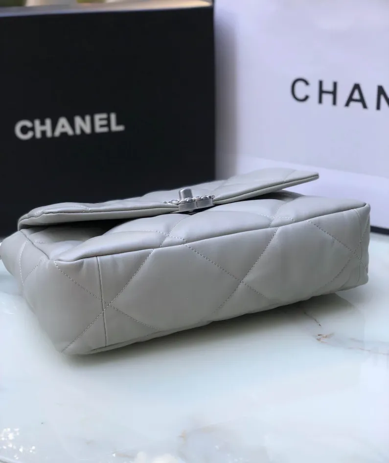 Chanel Model: S1161 Size: 30cm