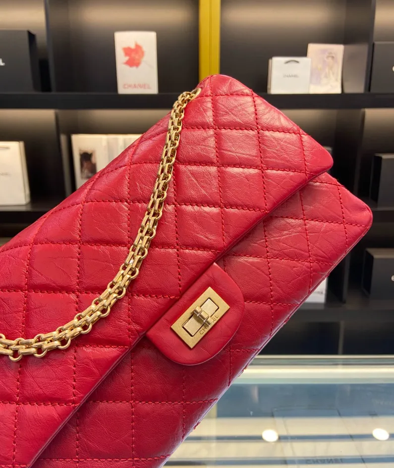 CHANEL Size: 24cm Ident No.: 037586