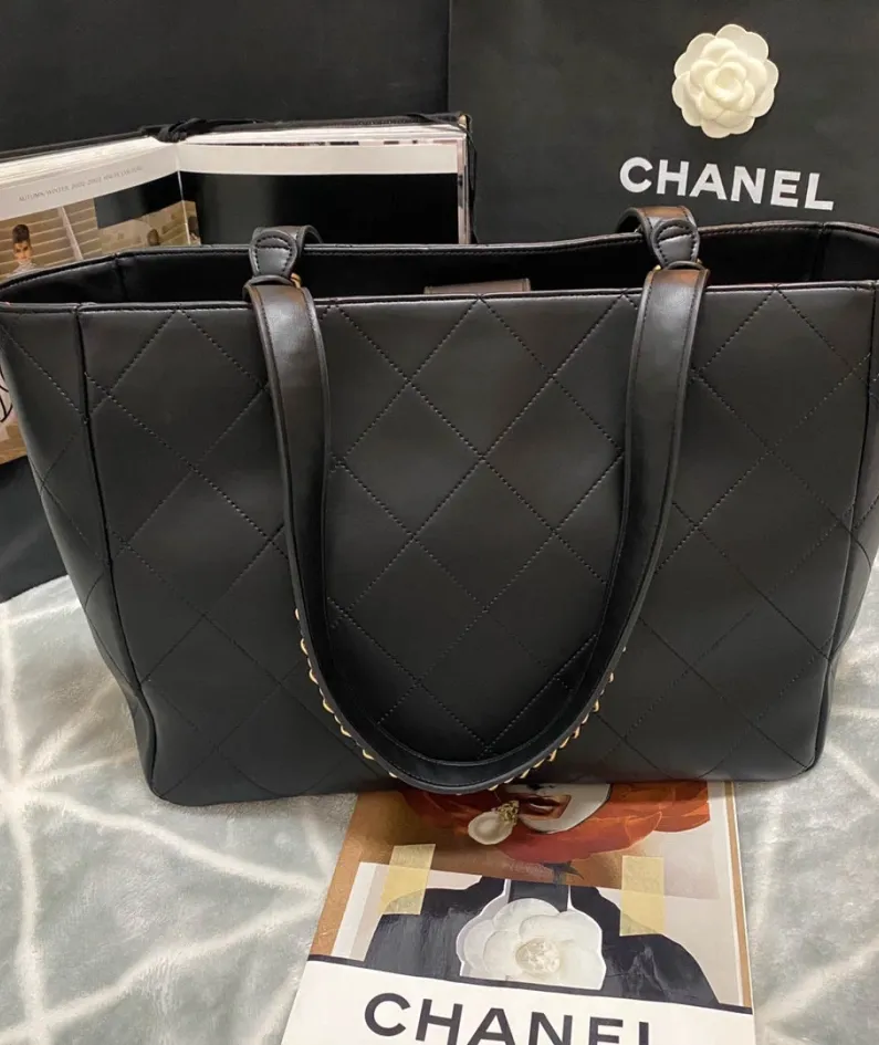CHANEL Style: AS3508 Size: 38/28/14