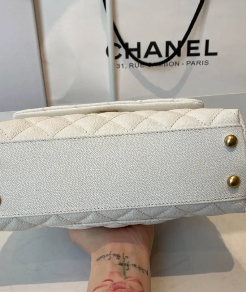 Chane1 Small Ball Pattern Ident No.: 92990 Size: 23cm