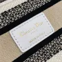 Lady Winter Garden Collection