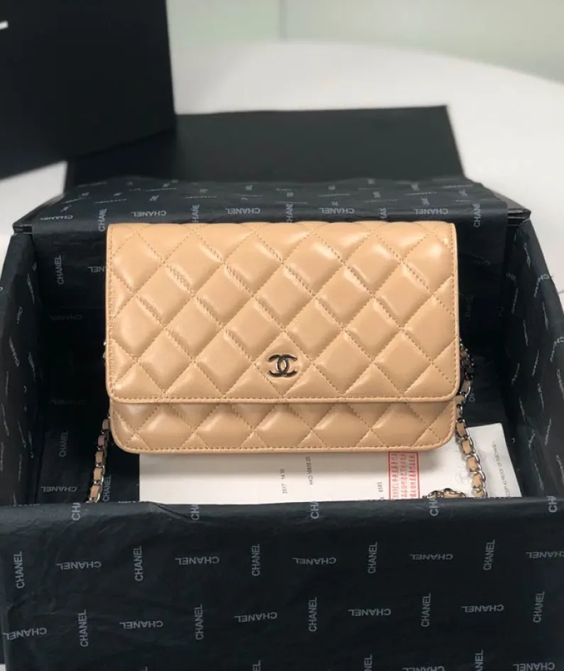 Lambskin Shoulder Chain Bag Style Number: 33814
