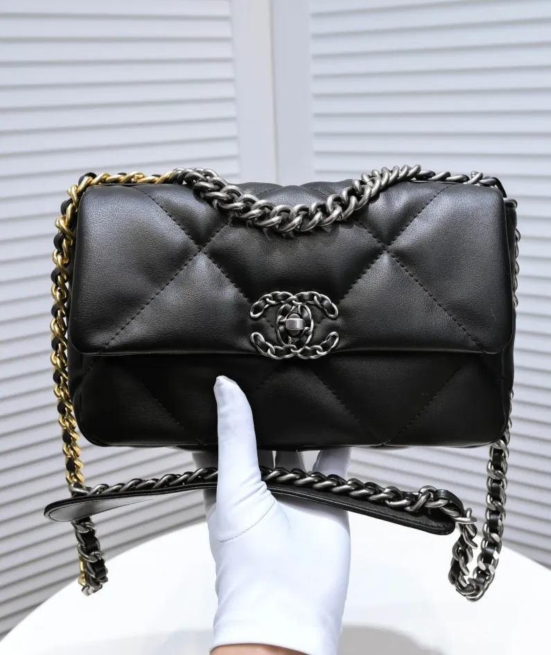 Chanel One Shoulder Style: 9010 Size: 26*16*10cm