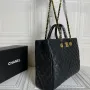 CHANEL palm pattern Size: 35*30*13 Style: 8007
