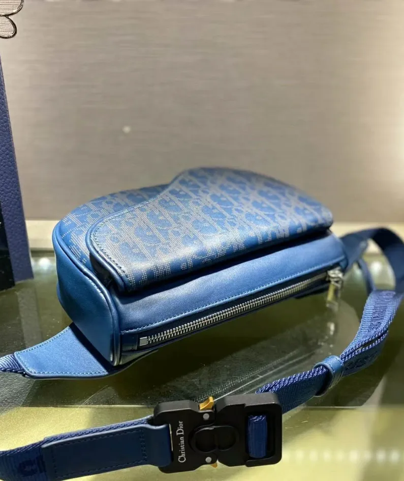 Size: 19x14x6cm