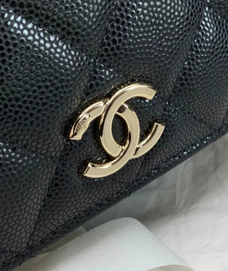 Classic and stylish Size: 10.5*15*5*cm Ident No.: 99190