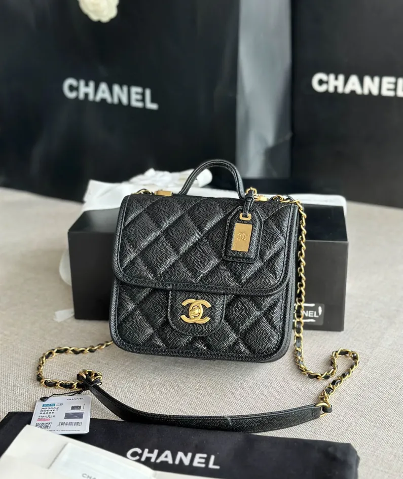 CHANEL tofu bag Model: AS3653#. Size: 25 X21.5 X7 cm 3652# 17 X20.5 X6 cm