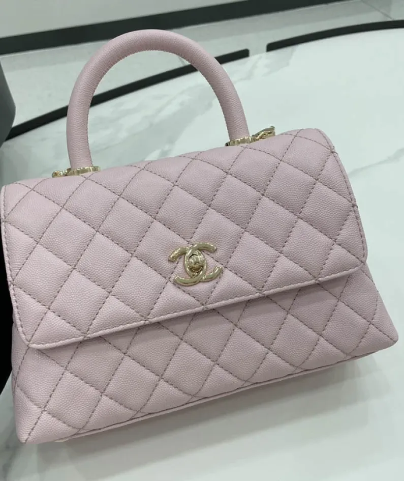 Chanel Size: 19cm/23cm/28cm Model Number: AS2215/92990/92991